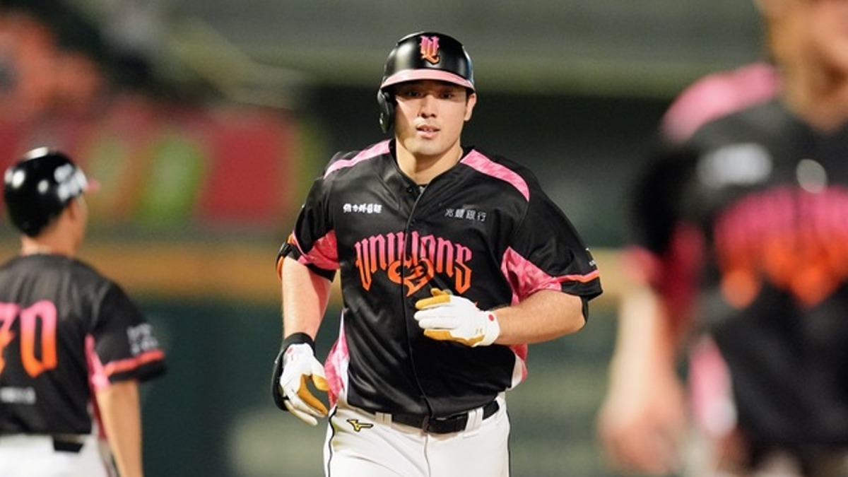 林安可跑壘英姿｜Rakuten Monkeys外野手比賽動作