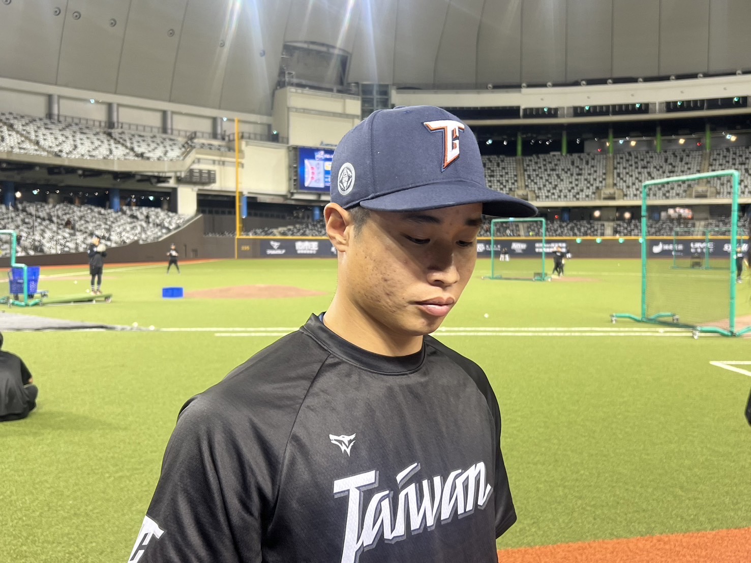 林昱珉賽前熱身專注神情